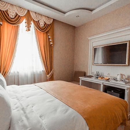 Imperial Palace Hotel Мінськ Екстер'єр фото